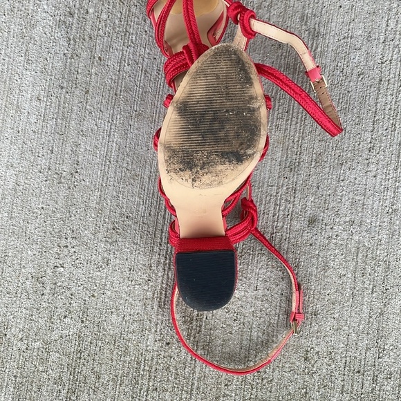 CAbi Red Strappy Tiptoe Chunky Heel Sandal Size 9 Red Pink - Picture 7 of 10